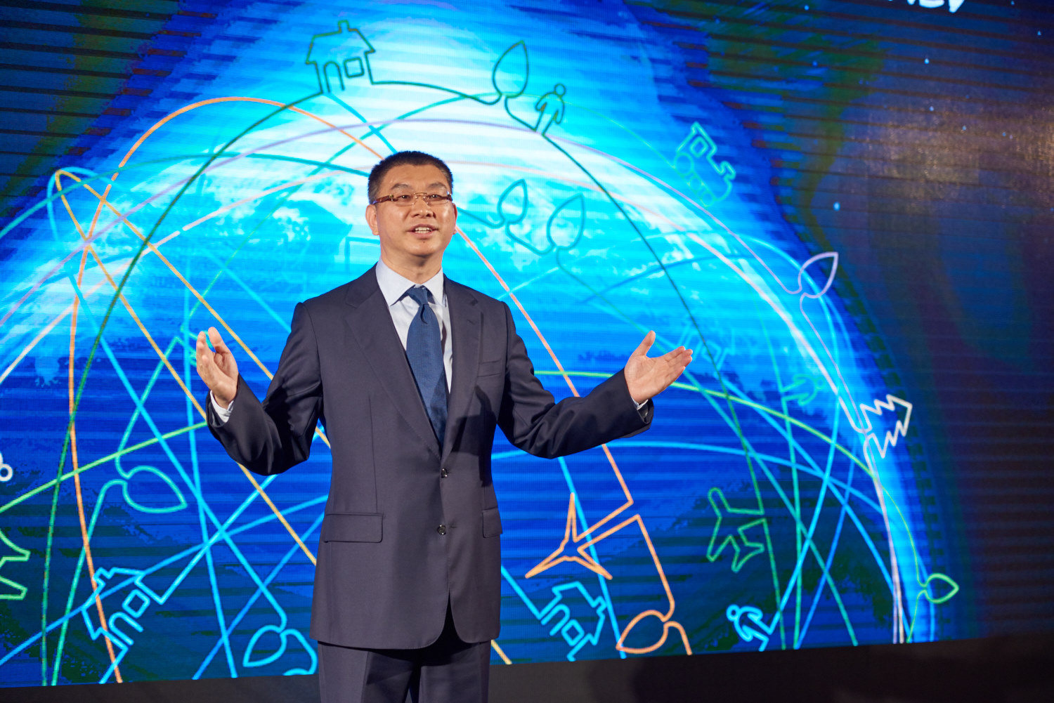 William-Xu_Chief-Strategy-Marketing-Officer-Huawei
